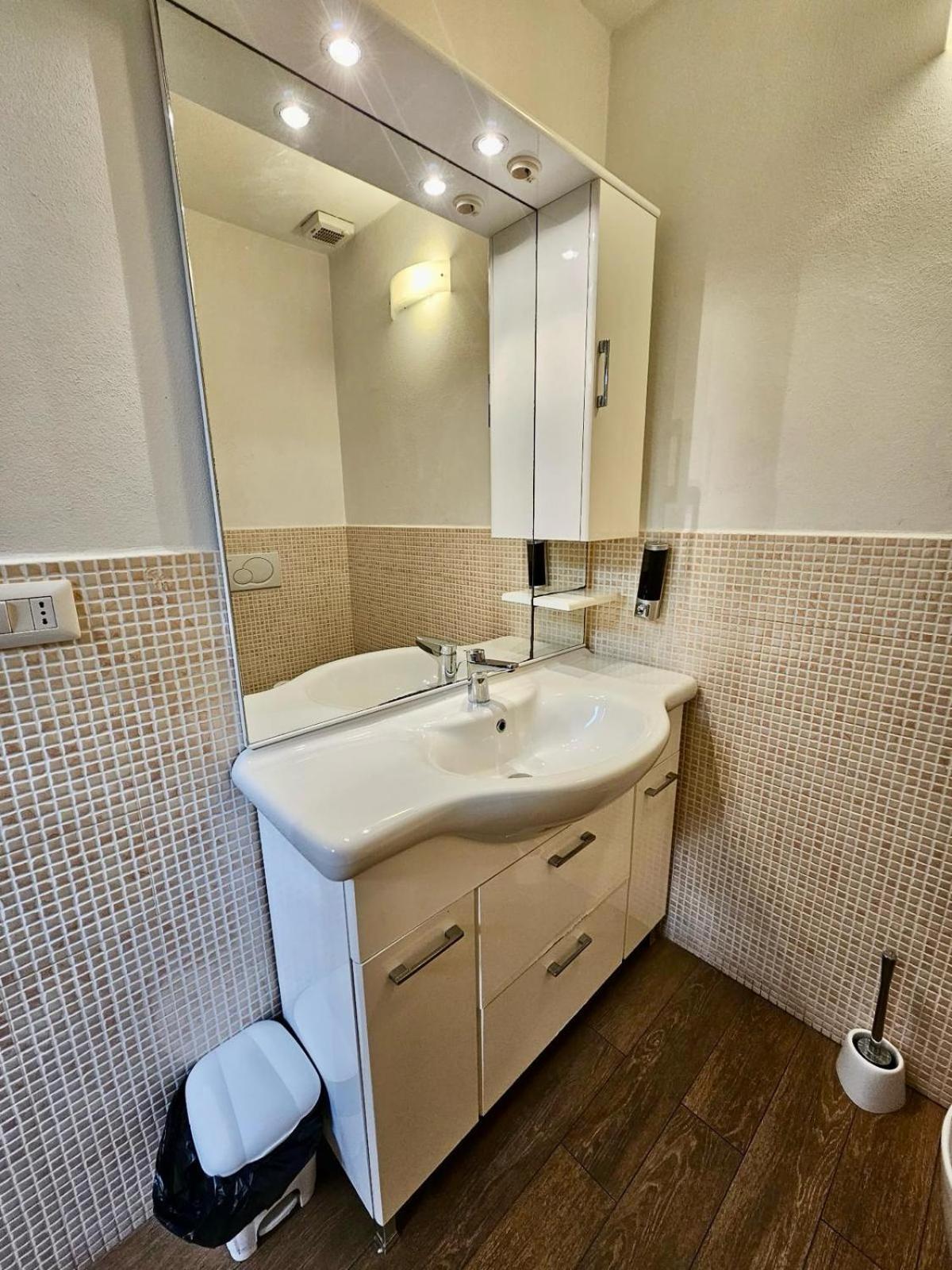 شقة Loft Casa Zeffirino سانريمو المظهر الخارجي الصورة